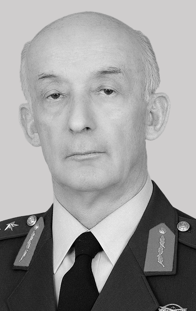 TEOMAN KOMAN